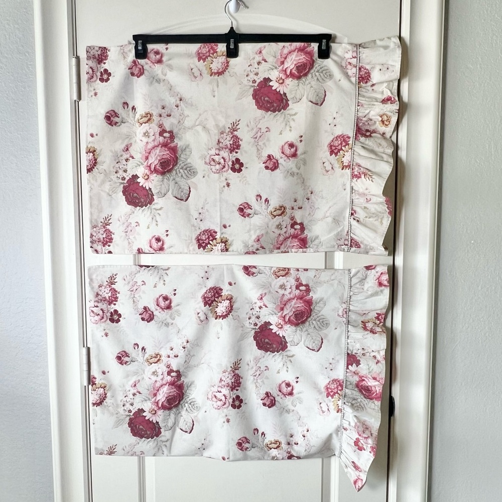Waverly Norfolk Rose Standard Ruffle Pillowcases Set of 2 Vintage Cottagecore